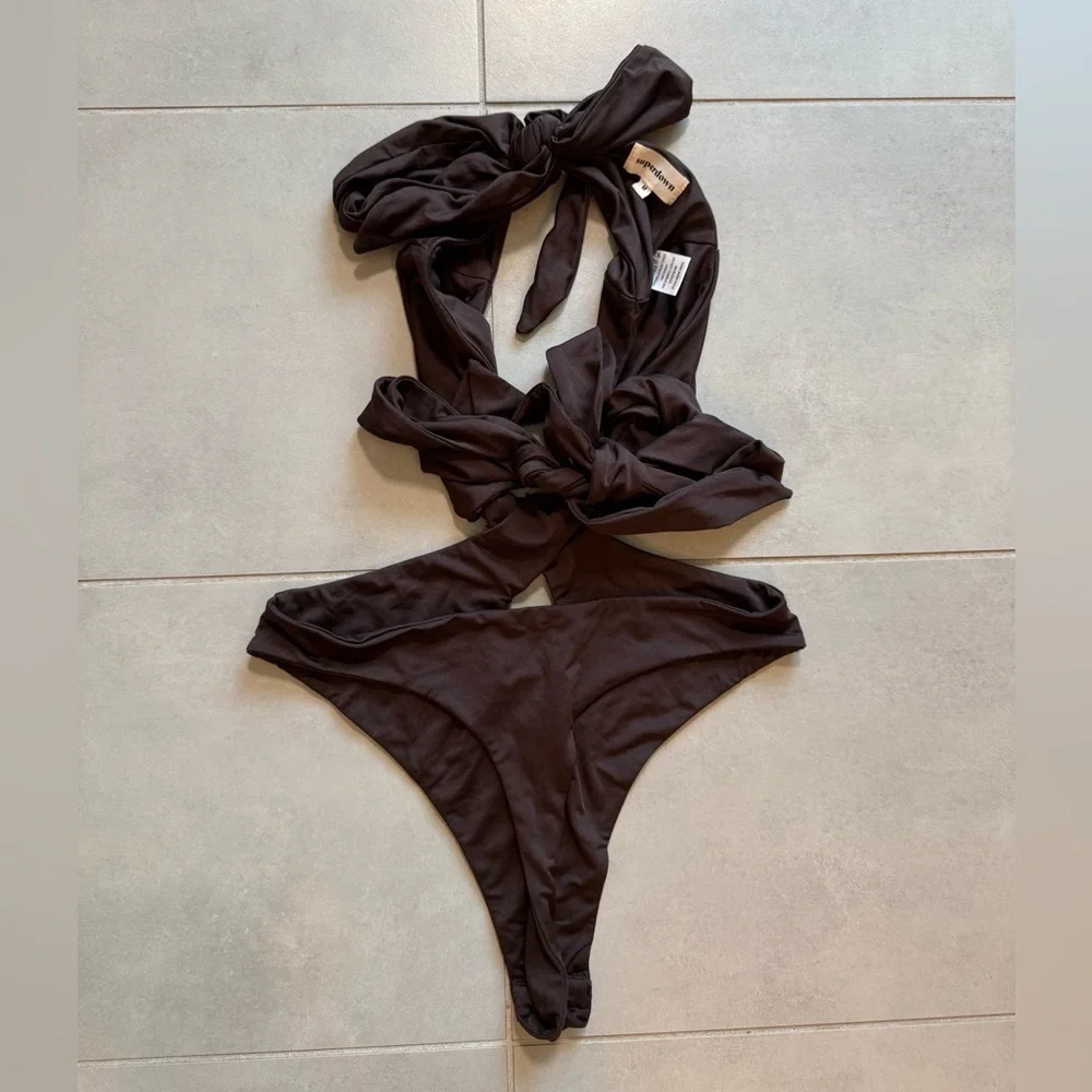 Revolve Superdown chocolate Brown cut out bodysuit - Picture 8 of 9